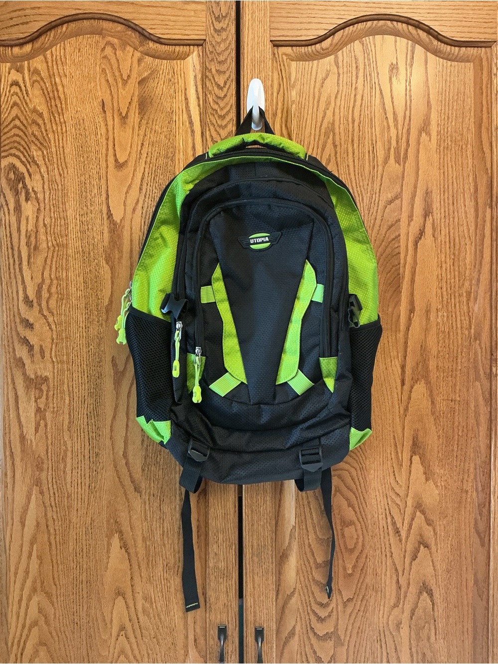 Utopia Laptop Backpack - Padded Adjustable Straps
